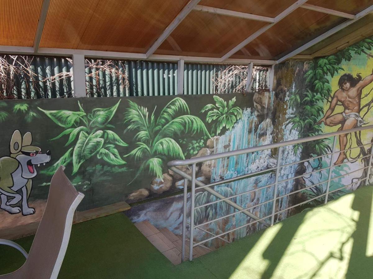Jungle - Дом-Сказка У Моря Odessa Extérieur photo