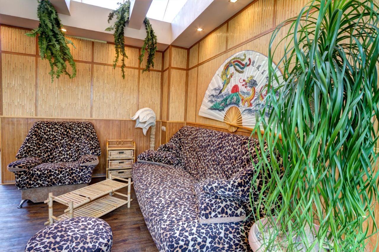 Jungle - Дом-Сказка У Моря Odessa Extérieur photo