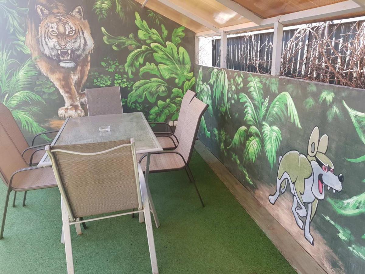 Jungle - Дом-Сказка У Моря Odessa Extérieur photo