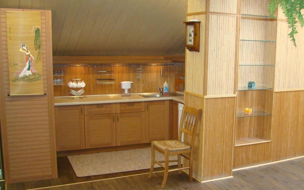 Jungle - Дом-Сказка У Моря Odessa Extérieur photo